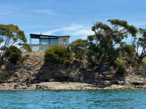 Waterfront 'Tupelo' on Primrose Point
